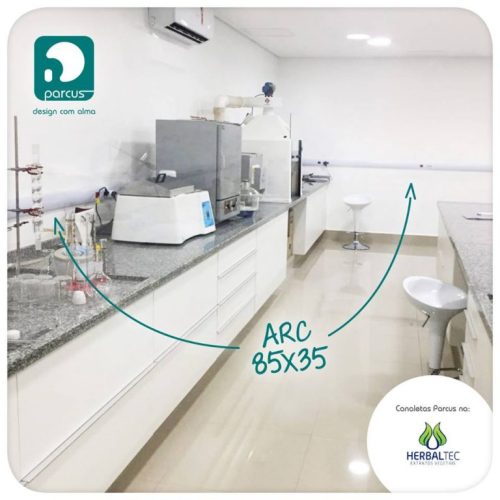 Instalação da Canaleta para fios na Herbaltec